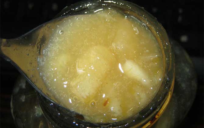 蜂蜜牛奶的功效及簡單做法 蜂蜜