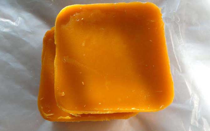 蜂蠟的功效與作用及食用方法 蜂蠟