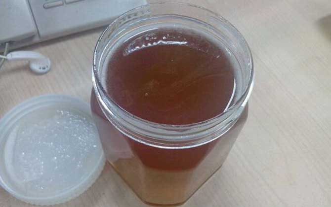 白醋加蜂蜜有什么作用?不只是能減肥瘦身,還有美容養(yǎng)顏的功效! 蜂蜜