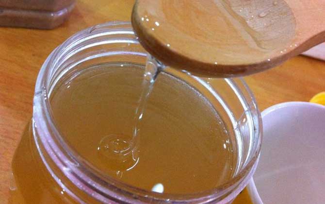 蜂蜜什么時候喝最好?有人說早上,也有人說晚上,實際上都不對! 蜂蜜