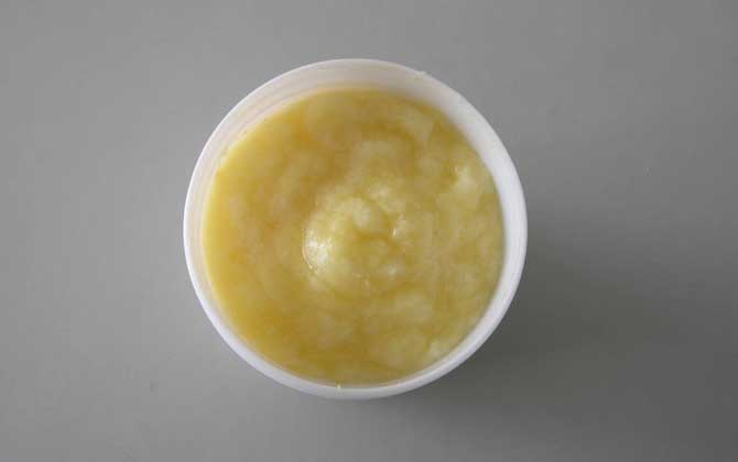 蜂王漿的保質期是多久?常溫下3天就會變質,冷凍后能保存兩年! 蜂王漿