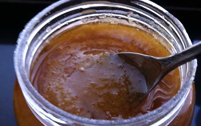 香蕉蜂蜜面膜的功效及簡單做法 香蕉蜂蜜面膜