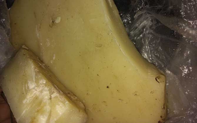 蜂蠟和蜂巢的區別 蜂蠟