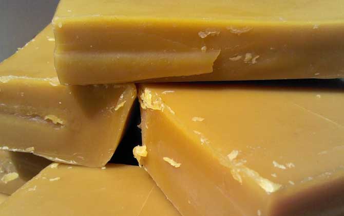 白蜂蠟和黃蜂蠟的區(qū)別 黃蜂蠟