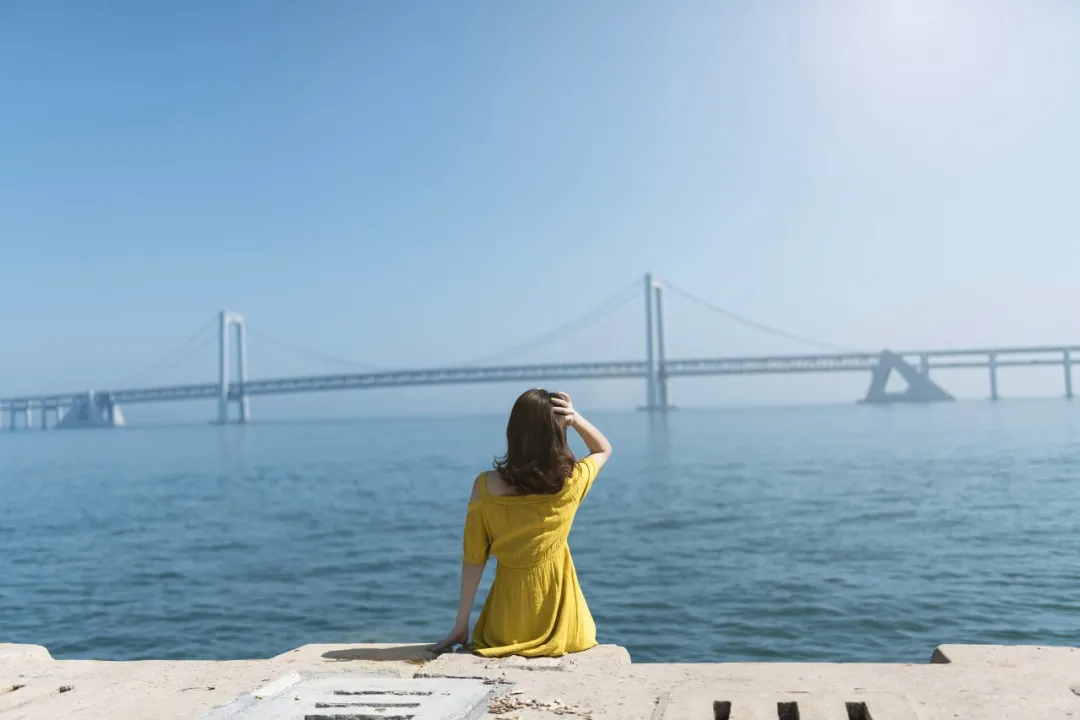 與其向別人訴苦,不如做好自己的擺渡人 與其向別人訴苦,不如做好自己的擺渡人