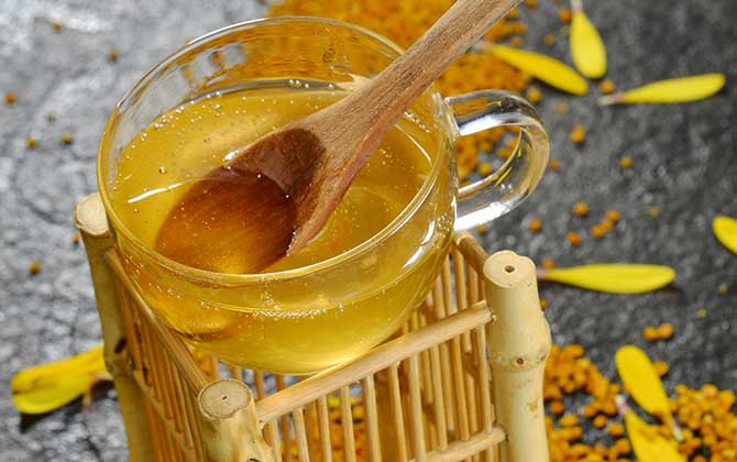 枇杷有蜜和粉嗎(枇杷有蜜嗎) 枇杷有蜜和粉嗎(枇杷有蜜嗎)