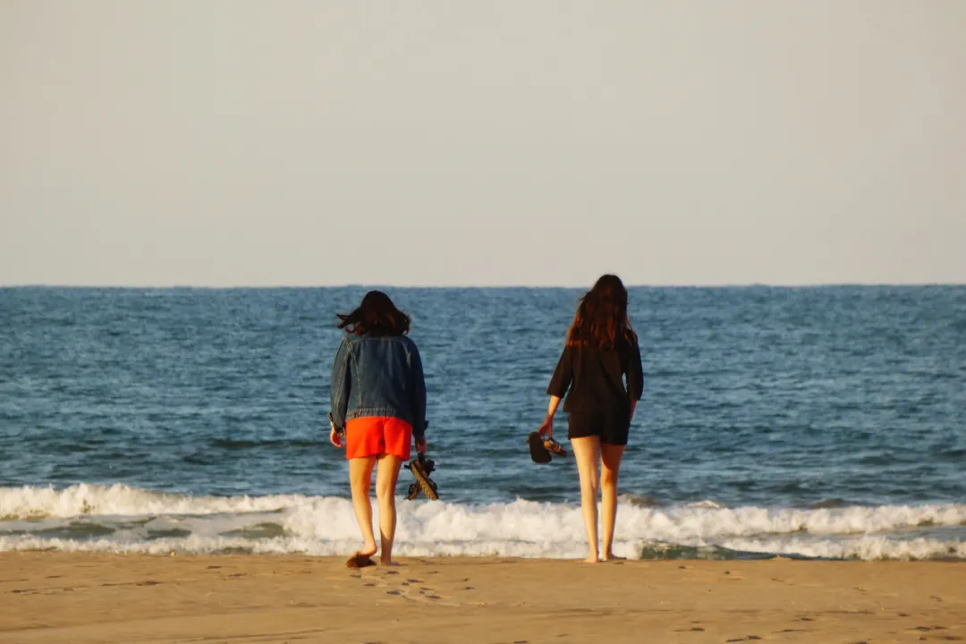 最舒服的關(guān)系不是三觀相同,而是......(人和人之間最舒服的關(guān)系是共性和吸引) 最舒服的關(guān)系不是三觀相同,而是......(人和人之間最舒服的關(guān)系是共性和吸引)