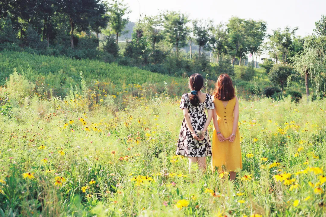 最舒服的關(guān)系不是三觀相同,而是......(人和人之間最舒服的關(guān)系是共性和吸引) 最舒服的關(guān)系不是三觀相同,而是......(人和人之間最舒服的關(guān)系是共性和吸引)