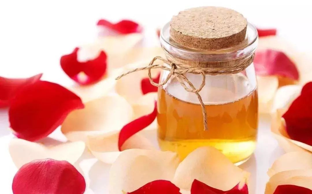 蜂蜜和紅糖面膜怎么做(紅糖蜂蜜面膜的功效) 蜂蜜和紅糖面膜怎么做(紅糖蜂蜜面膜的功效)