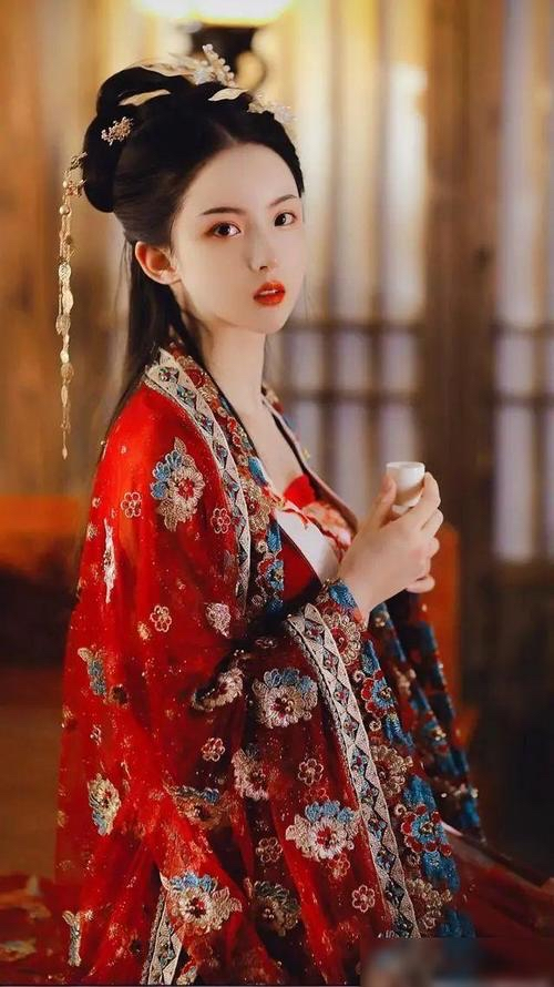 日常穿漢服或漢元素奇怪嗎 誰(shuí)說(shuō)漢服穿起來(lái)不能日常?日常漢服看這里