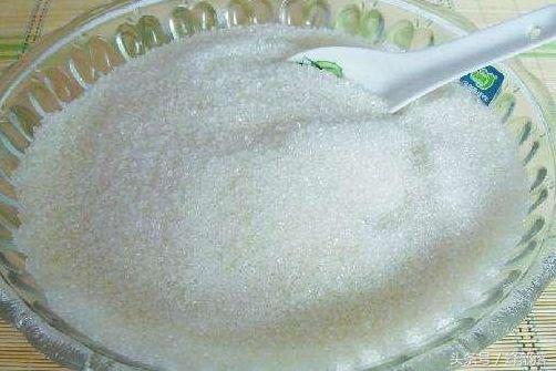 蜜蜂喂花粉要加土霉素嗎(蜜蜂花粉怎么配) 蜜蜂喂花粉要加土霉素嗎(蜜蜂花粉怎么配)