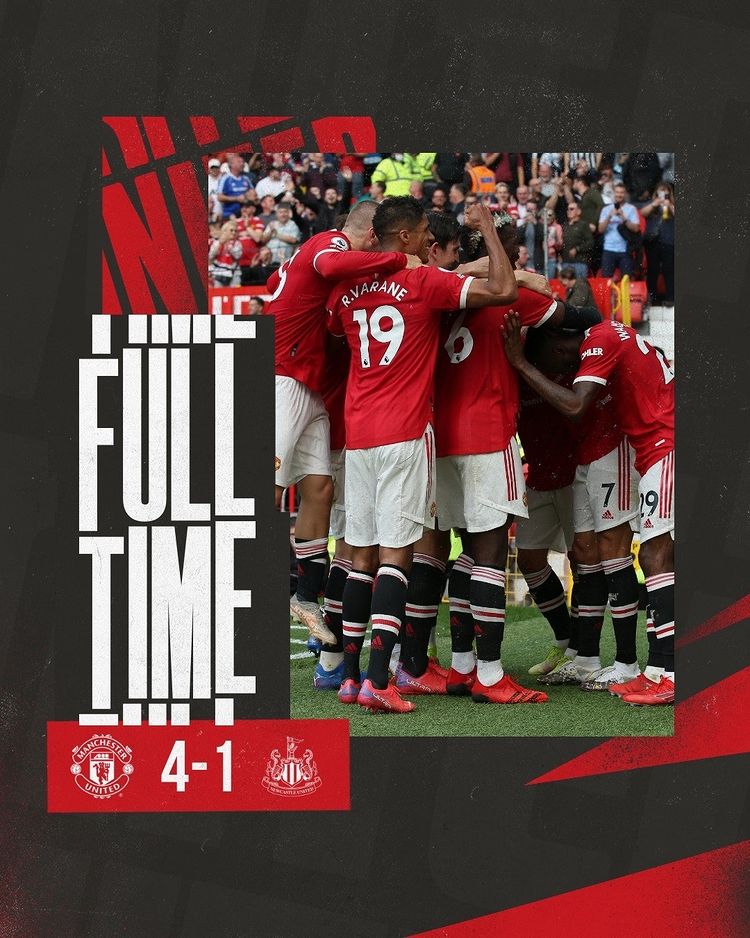 無可挑剔！C羅首秀梅開二度，一夜刷爆N多紀(jì)錄，曼聯(lián)簽下他賺大了