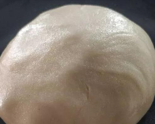 煉糖喂蜂對蜜蜂有影響嗎(蜜蜂可以喂煉糖嗎) 煉糖喂蜂對蜜蜂有影響嗎(蜜蜂可以喂煉糖嗎)