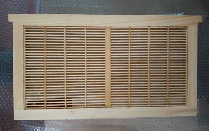 蜜蜂工具批發(fā)價(jià)格表（養(yǎng)蜂工具大全及參考價(jià)格）