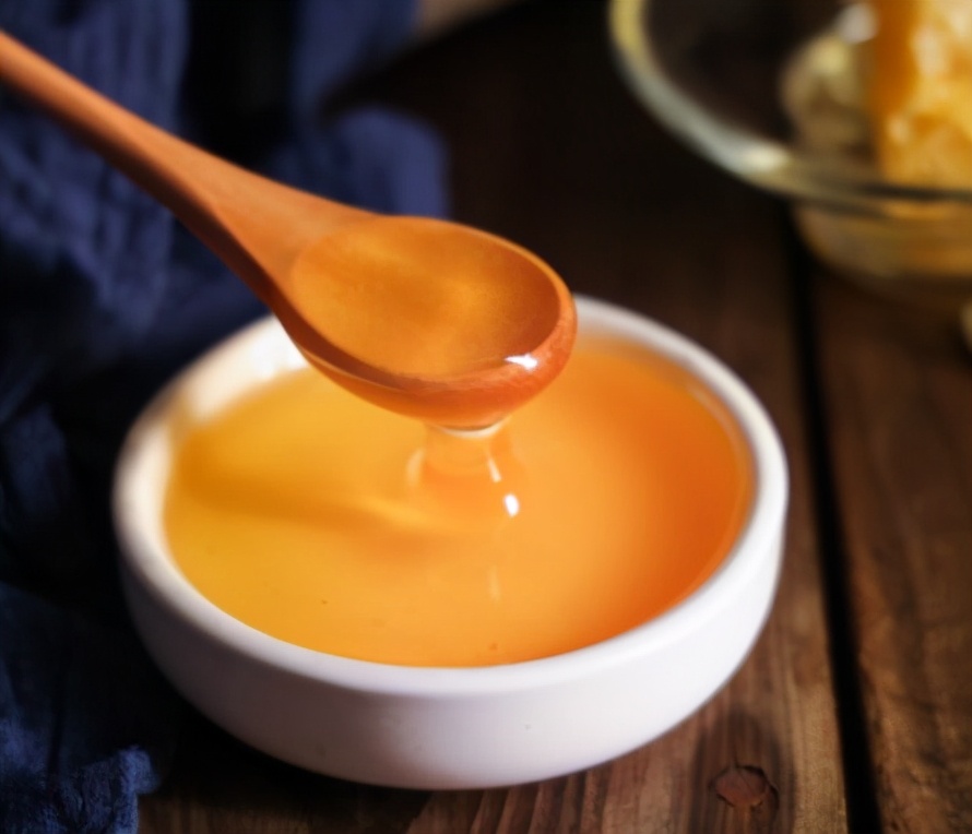 純天然野生蜂蜜放了3年還能吃嗎?(天然蜂蜜保質(zhì)期是多少) 純天然野生蜂蜜放了3年還能吃嗎?(天然蜂蜜保質(zhì)期是多少)