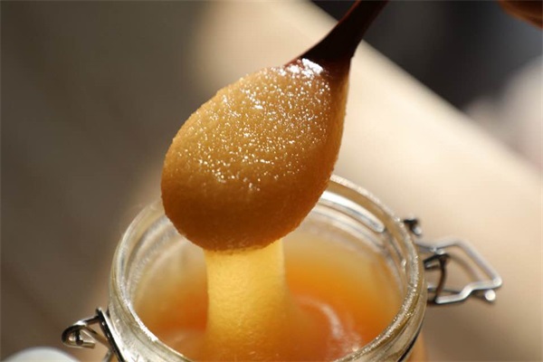 蜂蜜發酵了怎么處理?吃了變質的蜂蜜會怎樣? 蜂蜜發酵了怎么處理?吃了變質的蜂蜜會怎樣?