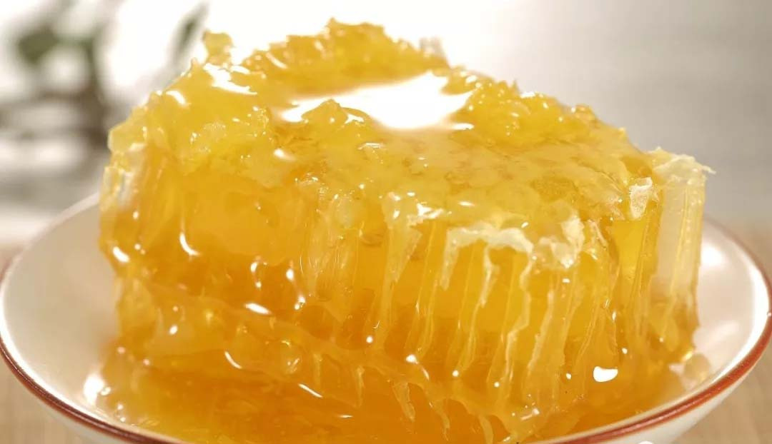 麥盧卡蜂蜜有哪些功效(新西蘭麥盧卡蜂蜜,對消化道胃炎、胃潰瘍的治療保養(yǎng)作用) 麥盧卡蜂蜜有哪些功效(新西蘭麥盧卡蜂蜜,對消化道胃炎、胃潰瘍的治療保養(yǎng)作用)