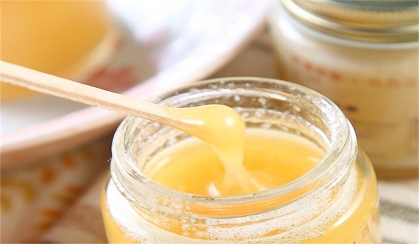 蜂蜜多少度開(kāi)始結(jié)晶(蜂蜜結(jié)晶溫度范圍) 蜂蜜多少度開(kāi)始結(jié)晶(蜂蜜結(jié)晶溫度范圍)