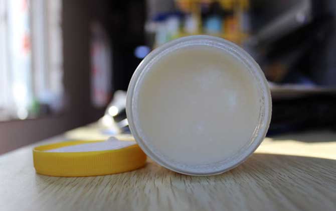 蜂蜜結晶是摻了白糖嗎？肯定不是，結晶是真蜂蜜固有的物理特性！