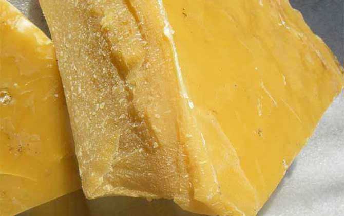 蜂蠟哪些人不能吃？一般人都可食用，但這4類人吃蜂蠟要小心！