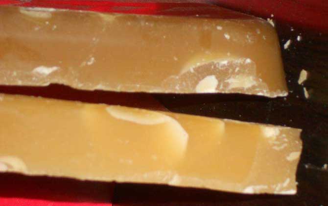 蜂蠟可以治療哪些??？主要是局部炎癥，原因是蜂蠟能抗菌消炎！